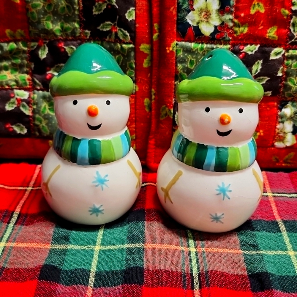 Snowmen Salt n Pepper Shakers